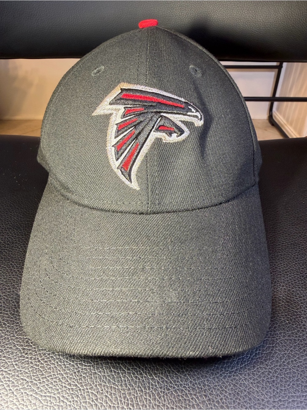 Atlanta Falcons Black Baseball Cap with Red Accent NFL New Era